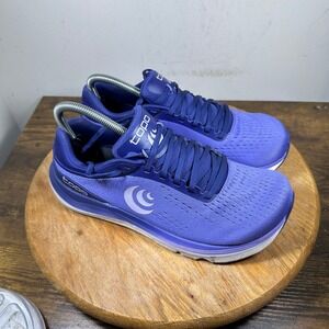 Topo Athletic W-Magnifly 5 Purple Lilac Running Shoes Women's Size 9